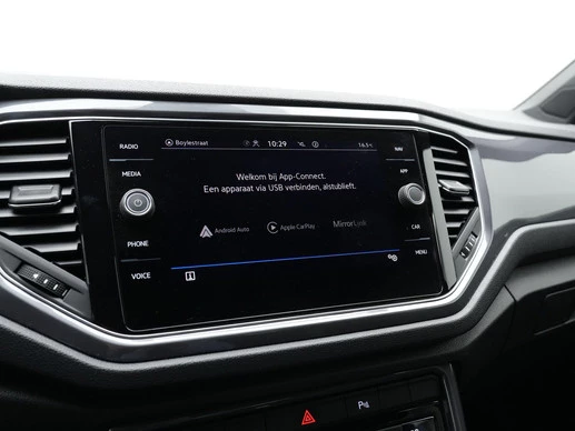 Volkswagen T-Roc - Afbeelding 24 van 30