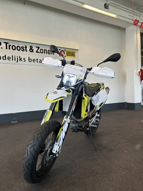 Husqvarna 701 Supermoto - Afbeelding 2 van 12