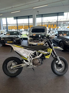 Husqvarna 701 Supermoto - Afbeelding 4 van 12