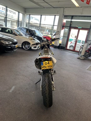 Husqvarna 701 Supermoto - Afbeelding 6 van 12