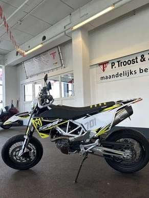Husqvarna 701 Supermoto - Afbeelding 8 van 12