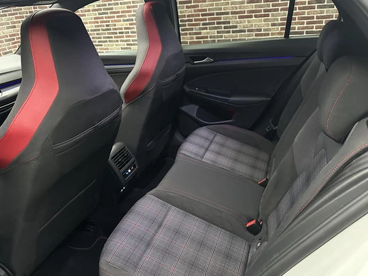 Volkswagen Golf - Afbeelding 21 van 29