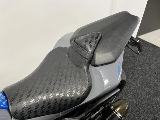 Kawasaki Z1000 - Afbeelding 8 van 23