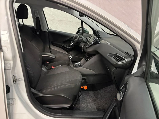 Peugeot 208 - Afbeelding 10 van 26