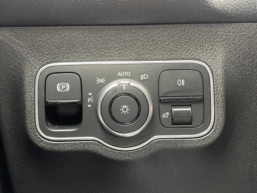 Mercedes-Benz 200-klasse - Afbeelding 24 van 30