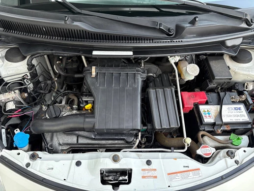 Suzuki Alto - Afbeelding 16 van 19