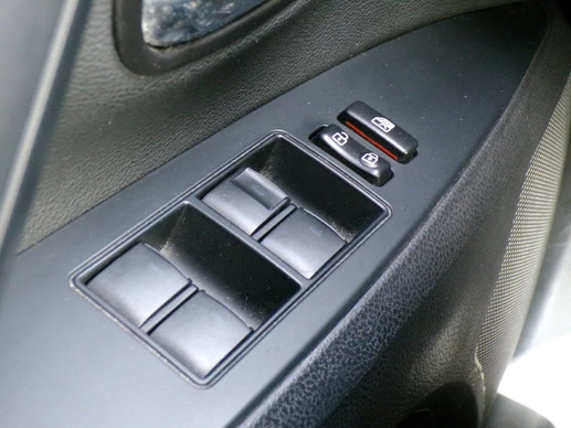 Toyota Avensis - Afbeelding 13 van 30