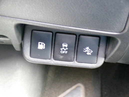 Toyota Avensis - Afbeelding 14 van 30