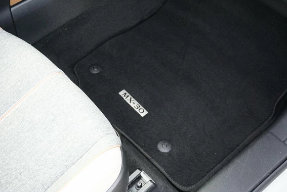 Mazda MX-30 - Afbeelding 28 van 30