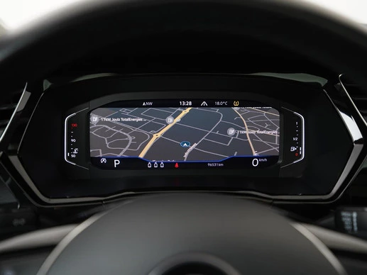 Volkswagen Touran - Afbeelding 8 van 30