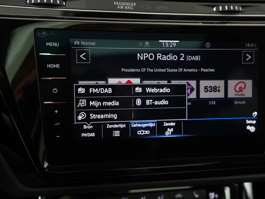 Volkswagen Touran - Afbeelding 17 van 30