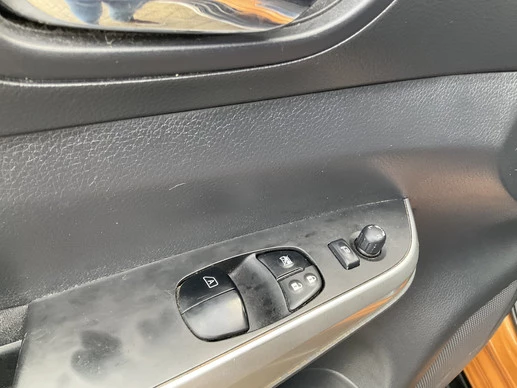 Nissan Navara - Afbeelding 10 van 30