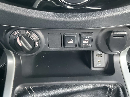 Nissan Navara - Afbeelding 27 van 30