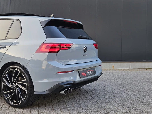 Volkswagen Golf - Afbeelding 12 van 30