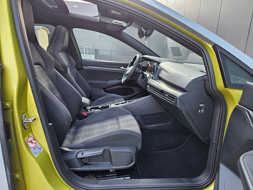 Volkswagen Golf - Afbeelding 18 van 30