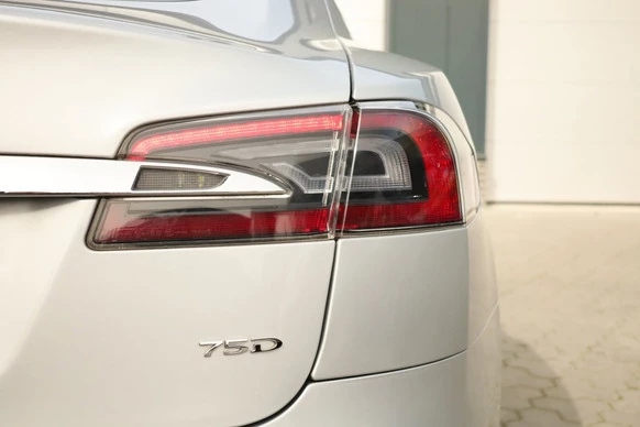 Tesla Model S - Afbeelding 10 van 24