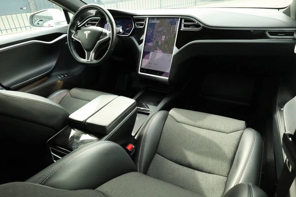 Tesla Model S - Afbeelding 14 van 24
