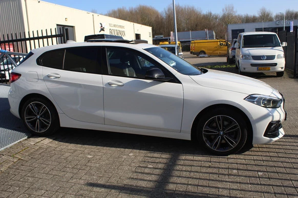 BMW 1 Serie - Afbeelding 9 van 24