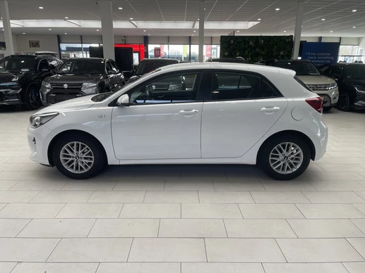 Kia Rio - Afbeelding 8 van 30