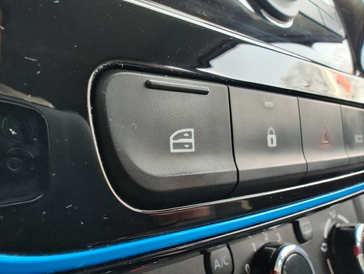 Dacia Spring - Afbeelding 17 van 30