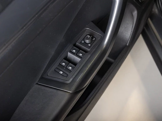 Volkswagen T-Roc - Afbeelding 20 van 30