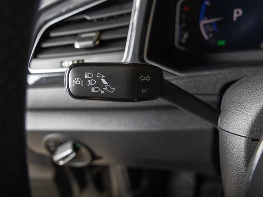 Volkswagen T-Roc - Afbeelding 22 van 30