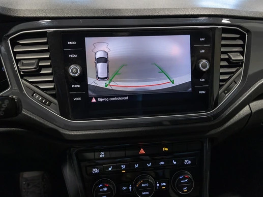 Volkswagen T-Roc - Afbeelding 28 van 30