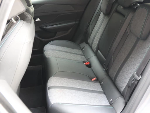 Peugeot 408 - Afbeelding 16 van 30