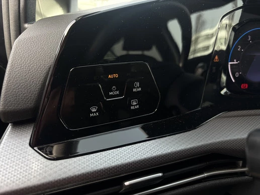 Volkswagen Golf - Afbeelding 16 van 30