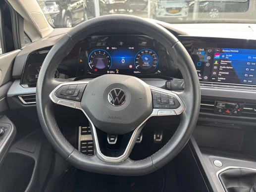 Volkswagen Golf - Afbeelding 17 van 30