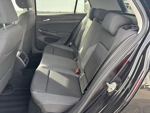 Volkswagen Golf - Afbeelding 21 van 30