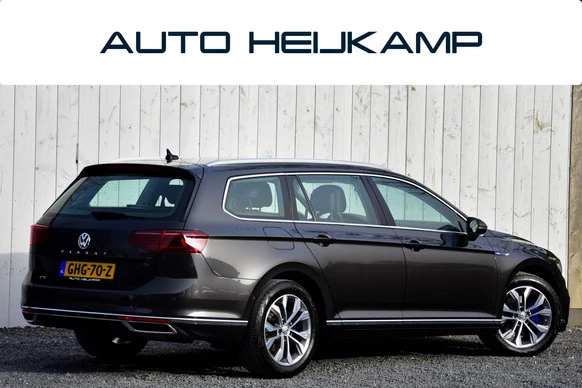 Volkswagen Passat - Afbeelding 2 van 28