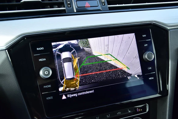 Volkswagen Passat - Afbeelding 18 van 28