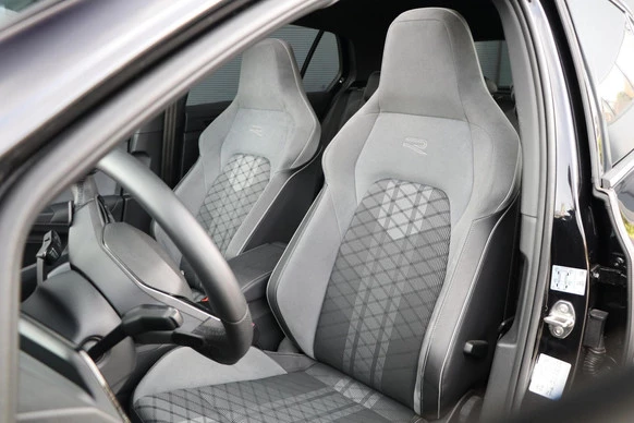 Volkswagen Golf - Afbeelding 10 van 30