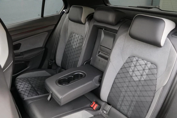 Volkswagen Golf - Afbeelding 12 van 30