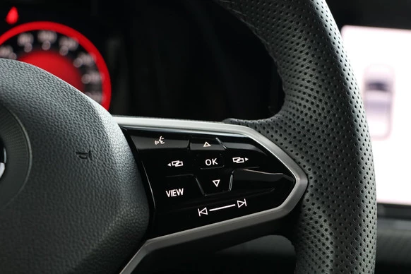 Volkswagen Golf - Afbeelding 21 van 30