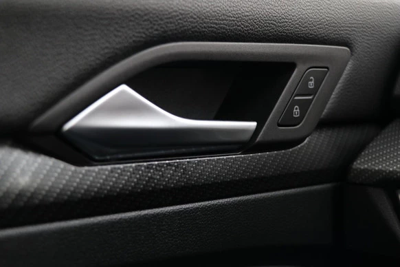 Volkswagen Golf - Afbeelding 23 van 30