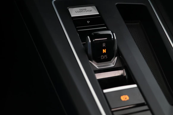 Volkswagen Golf - Afbeelding 25 van 30