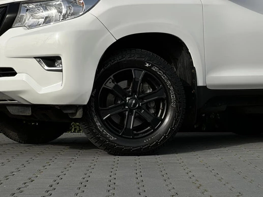 Toyota Land Cruiser - Afbeelding 10 van 30