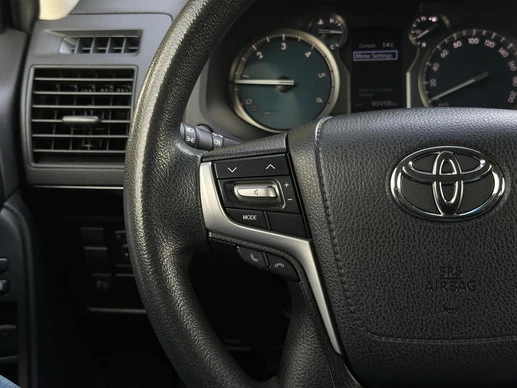 Toyota Land Cruiser - Afbeelding 11 van 30