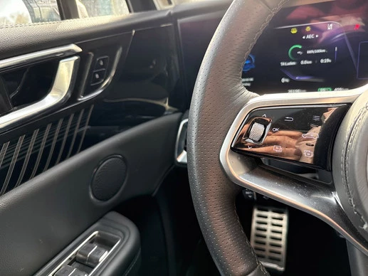 Hongqi E-HS9 - Afbeelding 26 van 30