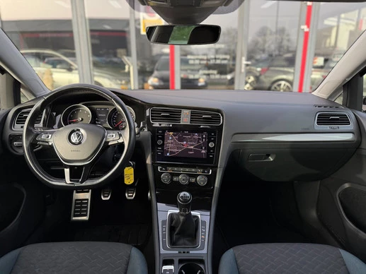 Volkswagen Golf - Afbeelding 10 van 30