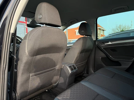 Volkswagen Golf - Afbeelding 20 van 30