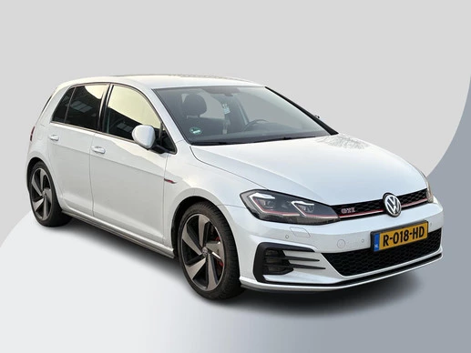 Volkswagen Golf - Afbeelding 1 van 16