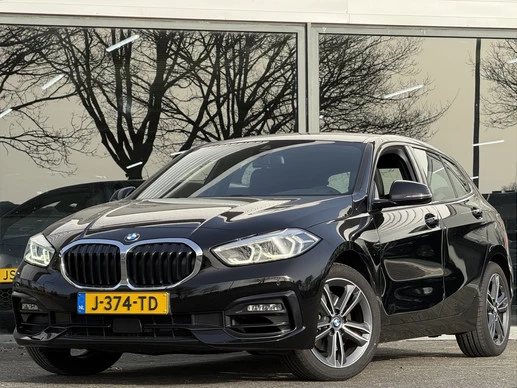 BMW 1 Serie - Afbeelding 1 van 30
