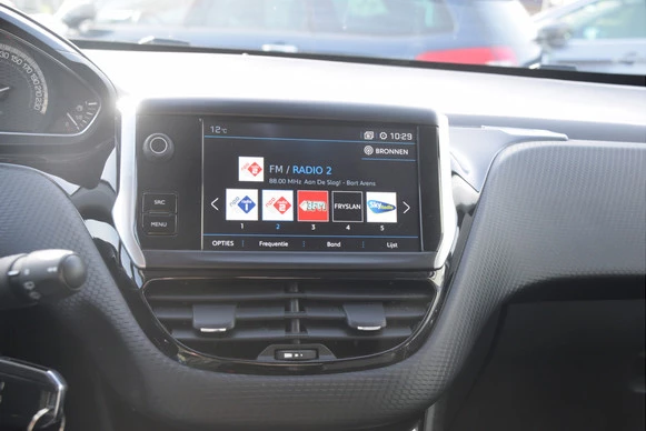 Peugeot 2008 - Afbeelding 10 van 17