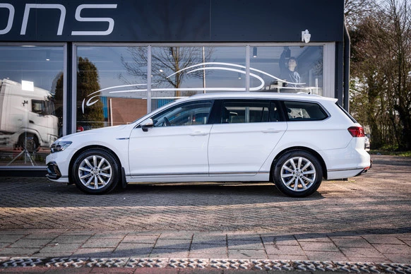 Volkswagen Passat - Afbeelding 6 van 30