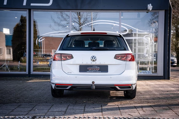 Volkswagen Passat - Afbeelding 12 van 30