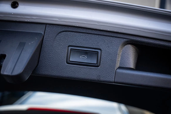 Volkswagen Passat - Afbeelding 14 van 30