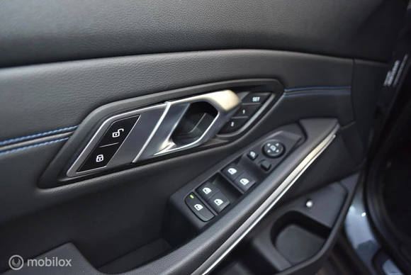 BMW 3 Serie - Afbeelding 12 van 24